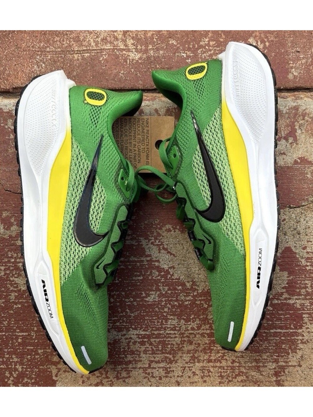 Nike Oregon Ducks Zoom Pegasus 41 Running Shoes Green Yellow Size 8 IB3260-300